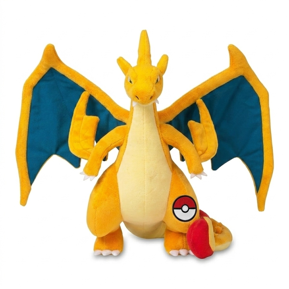 Peluche Charizard con distintivo che prova l'autenticità del prodotto.