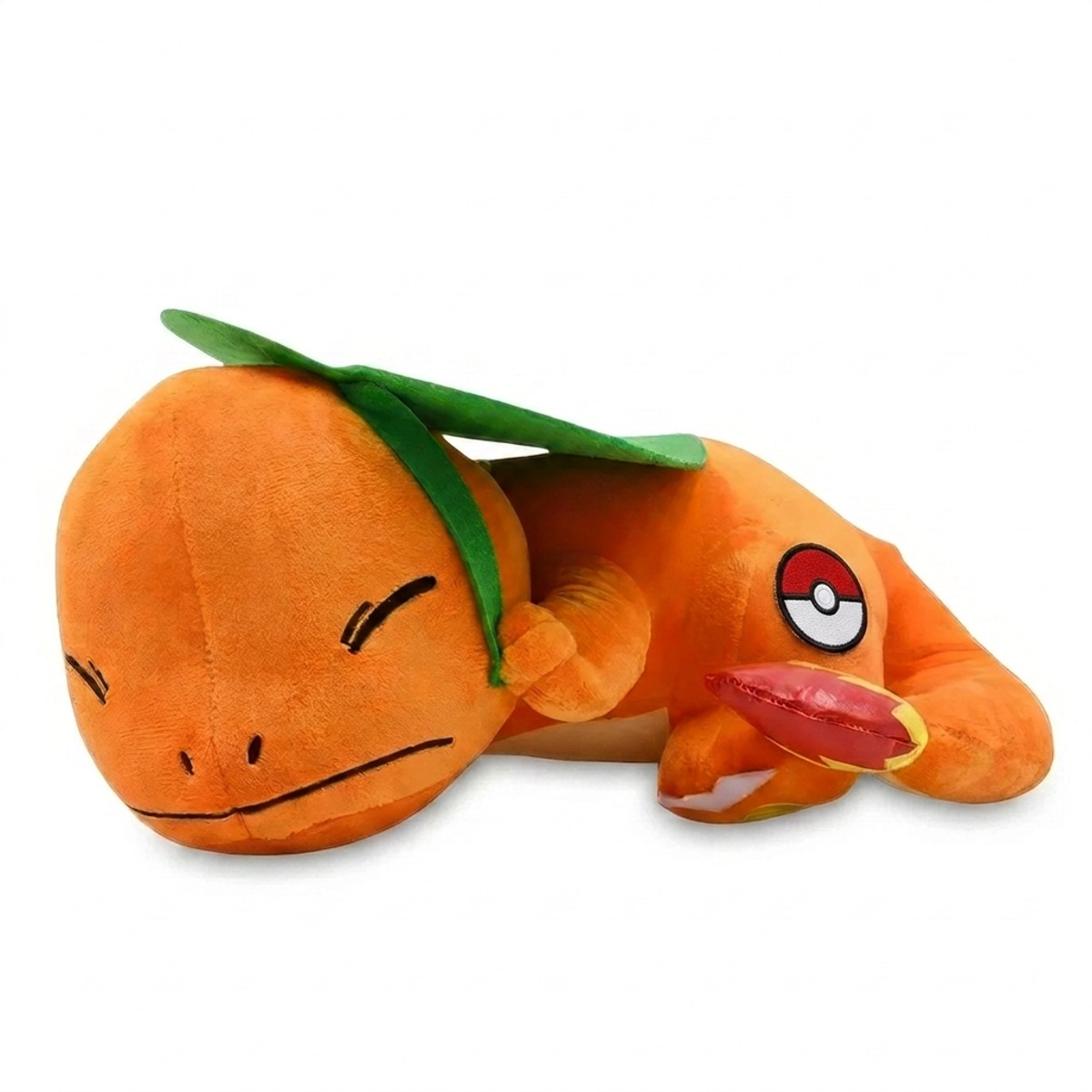 Peluche Charmander con distintivo che prova l'autenticità del prodotto.