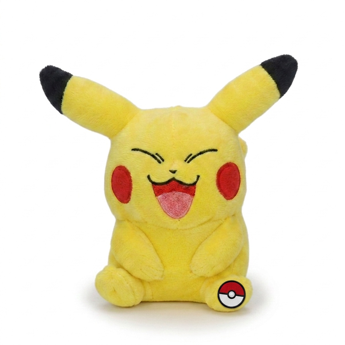 Peluche Pikachu con distintivo che prova l'autenticità del prodotto.